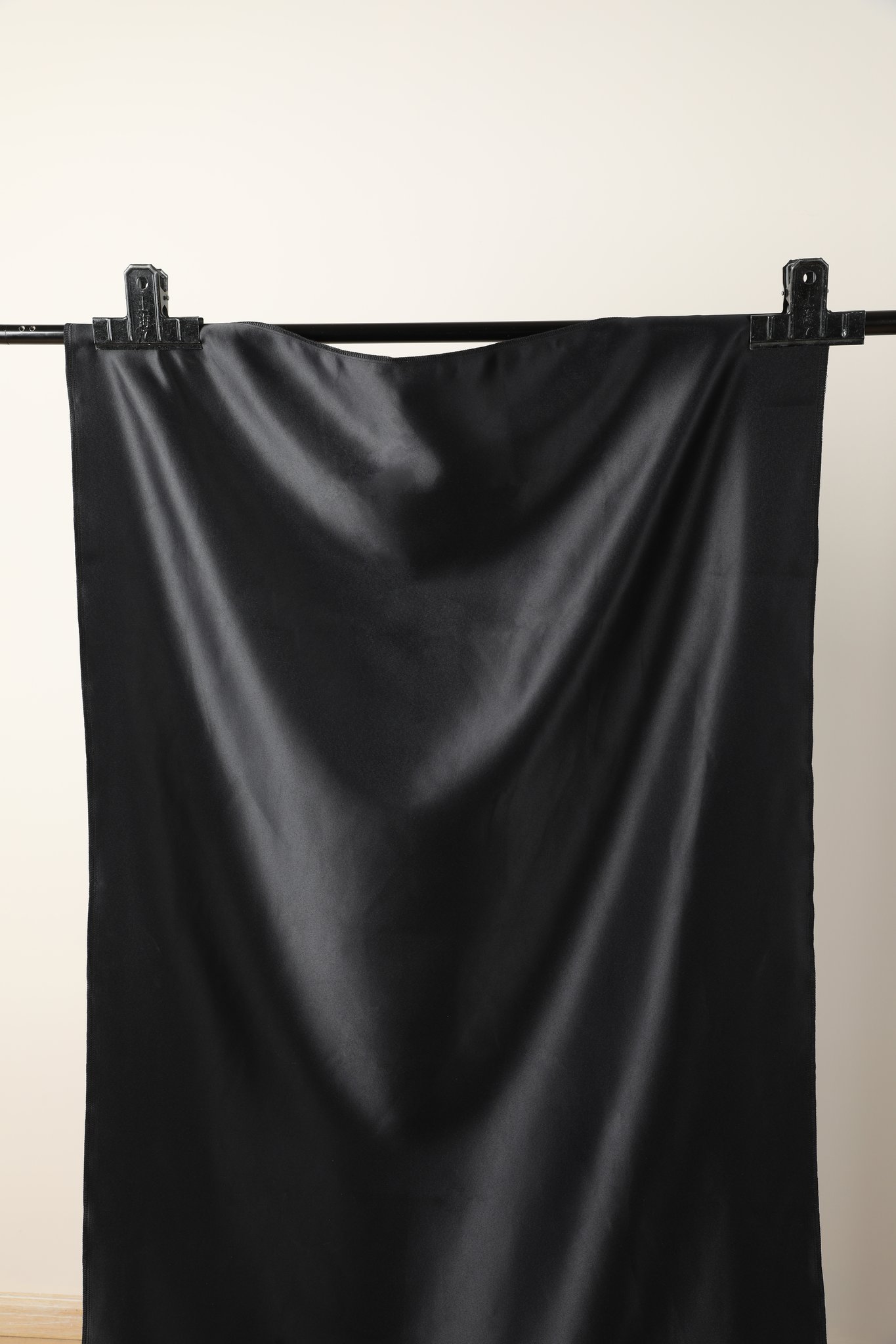 코멧 홈 다양하게 활용하는 마감처리 된 대폭 암막 원단, 블랙, 1개 상세 이미지 2